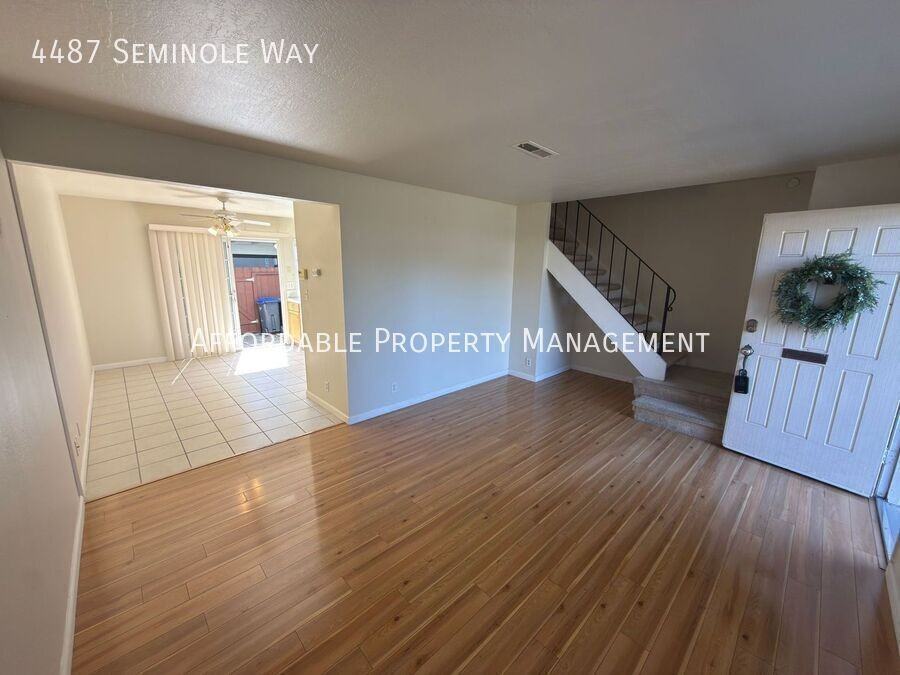 4487 Seminole Way - Photo 4 of 19