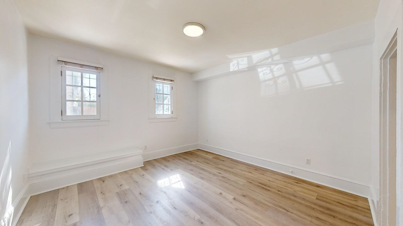 1330 Union St #6 - Photo 7 of 18