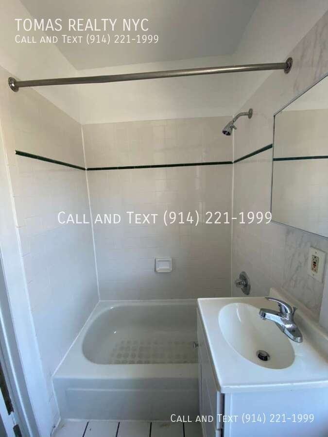 126 Oliver Ave #2 - Photo 3 of 11