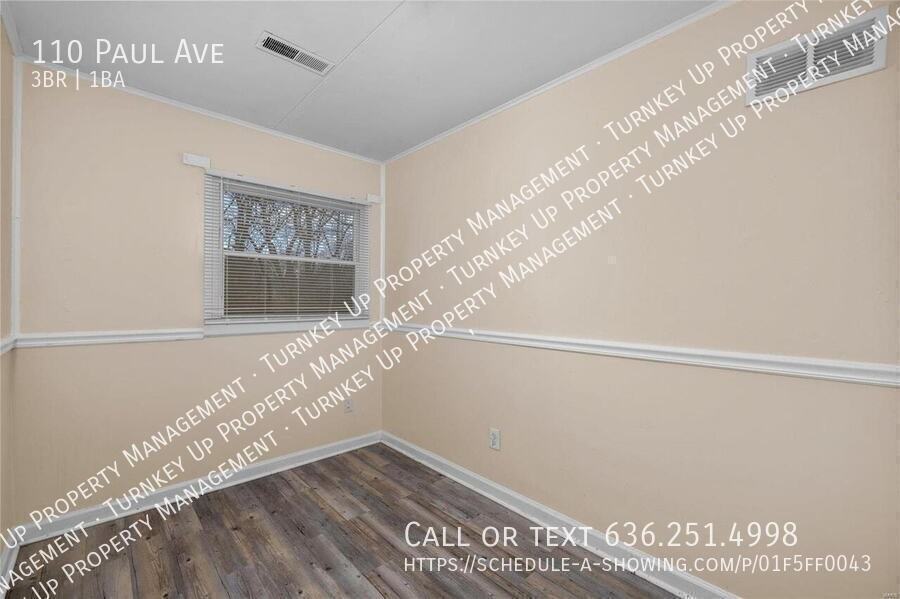 110 Paul Ave - Photo 7 of 13