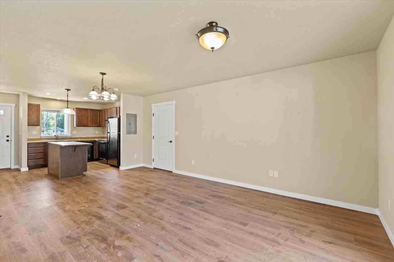 1669 E Horsehaven Ave #1 - Photo 3 of 15