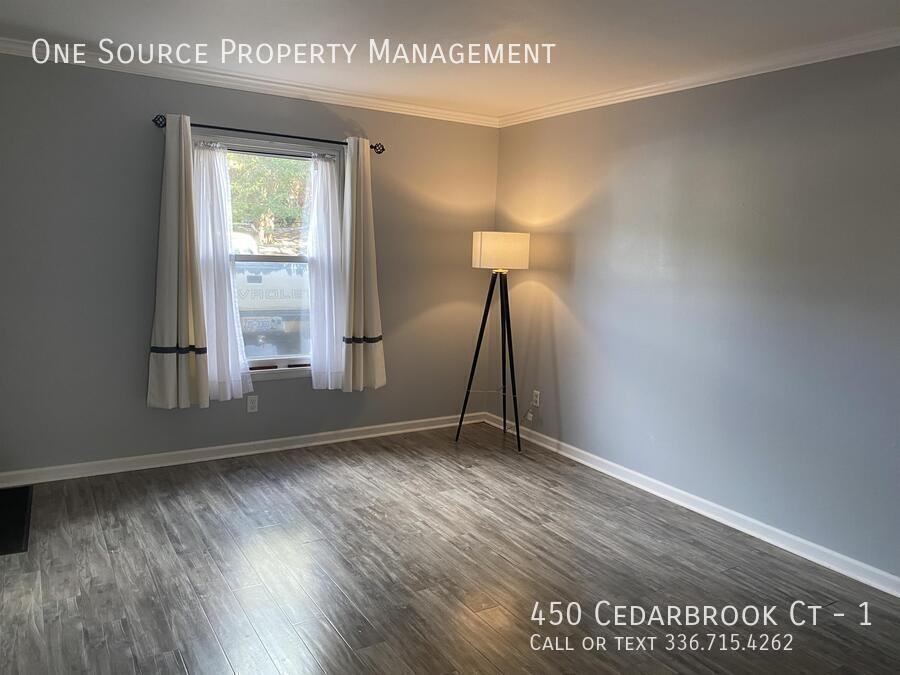 450 Cedarbrook Ct #1 - Photo 5 of 13