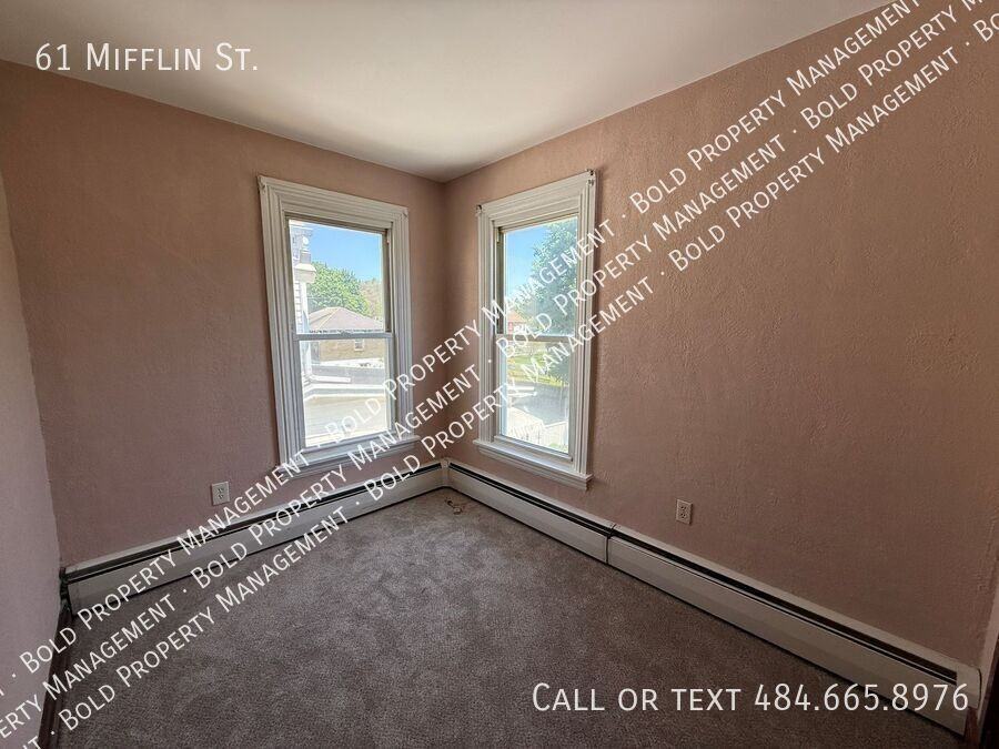 61 Mifflin St - Photo 5 of 19