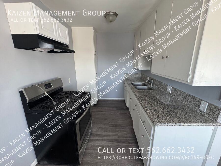 1980 Henderson Ave #10 - Photo 4 of 11