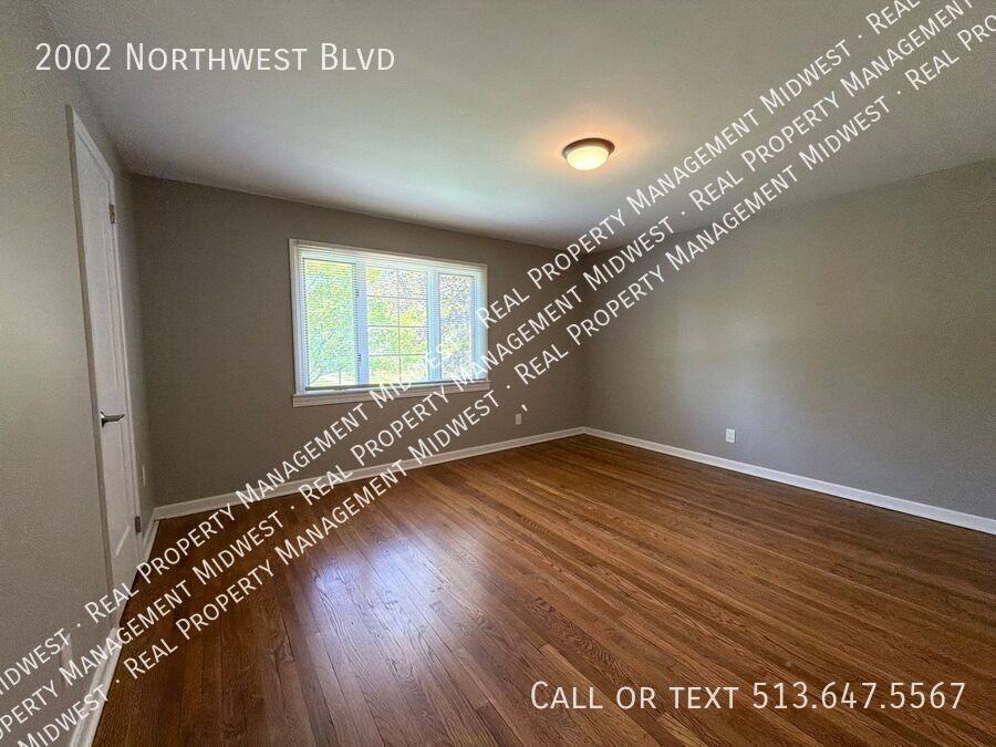 2002 Northwest Blvd - Photo 5 of 24