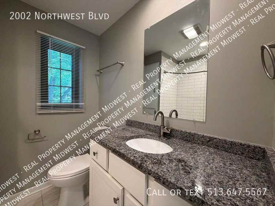 2002 Northwest Blvd - Photo 6 of 24
