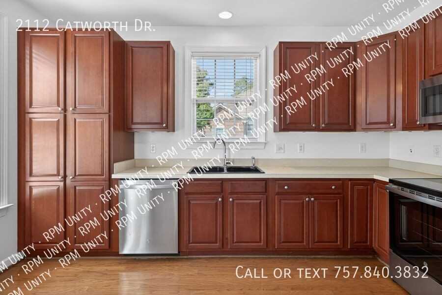 2112 Catworth Dr - Photo 5 of 41