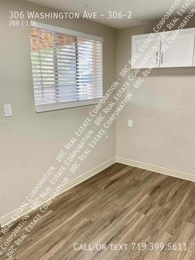 306 Washington Ave #306-2 - Photo 3 of 12