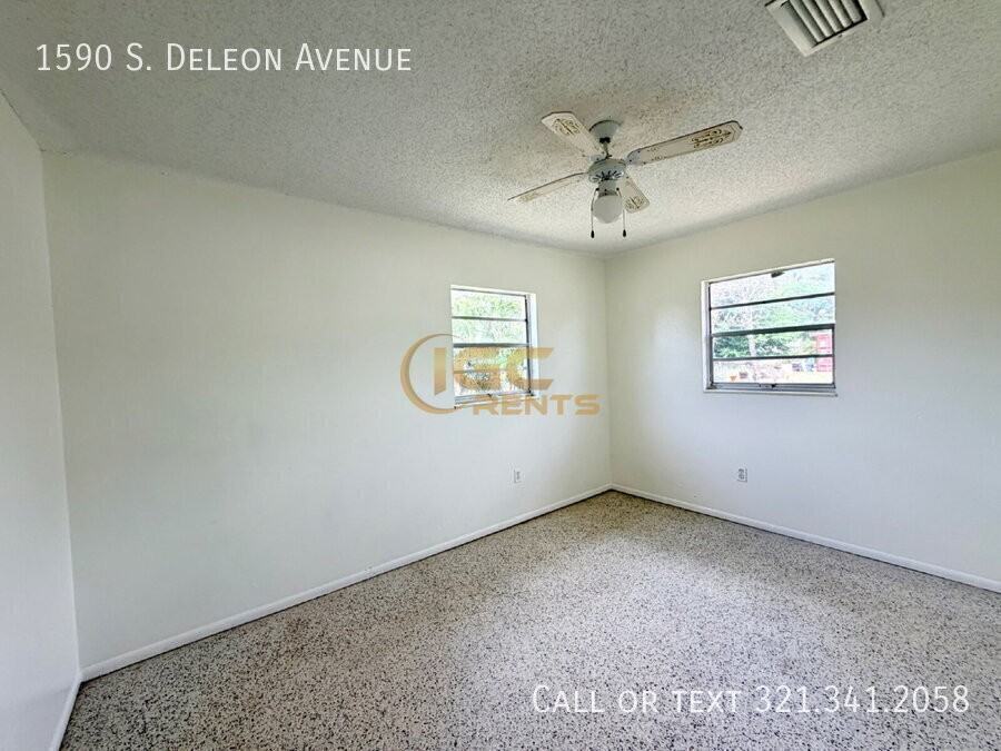 1590 S Deleon Ave - Photo 5 of 14