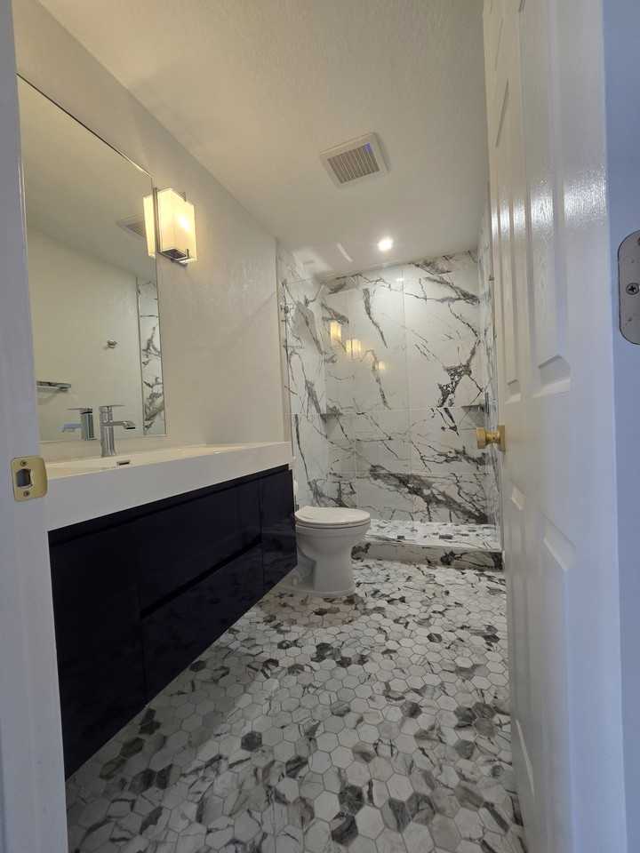 1706 N Tampania Ave #D - Photo 7 of 11