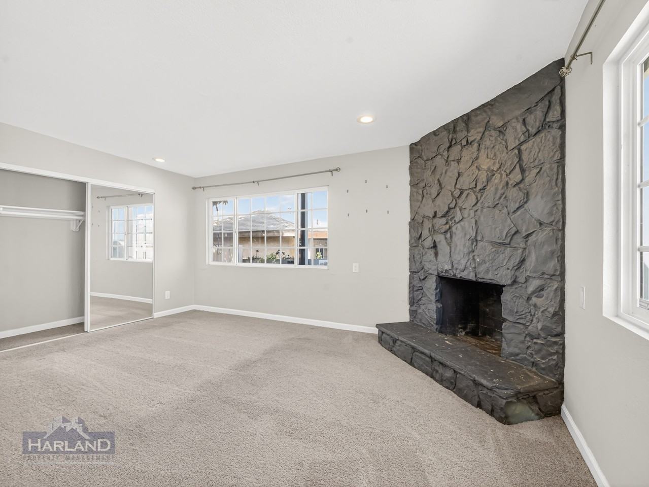 5580 Dream St - Photo 5 of 12