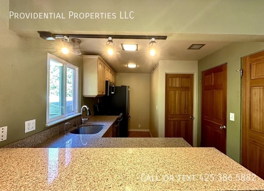 3114 W Elmore St - Photo 5 of 21