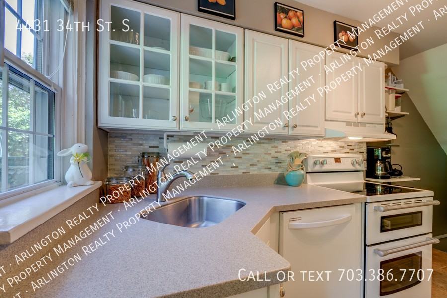 4431 34th St S - Photo 3 of 29