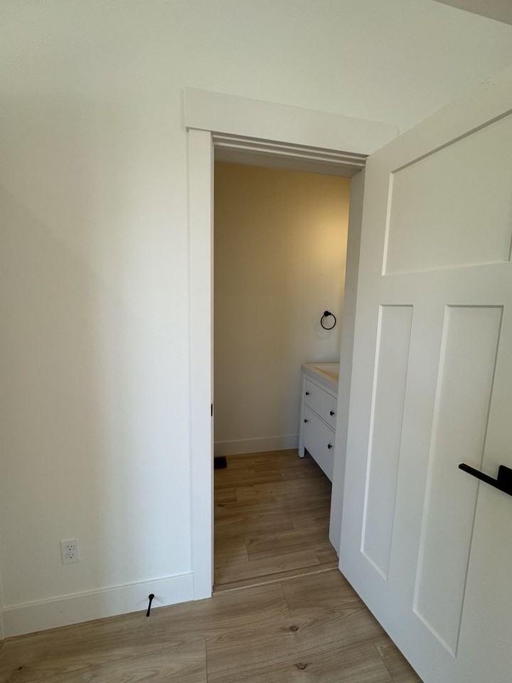 17 Grove Ln - Photo 7 of 19