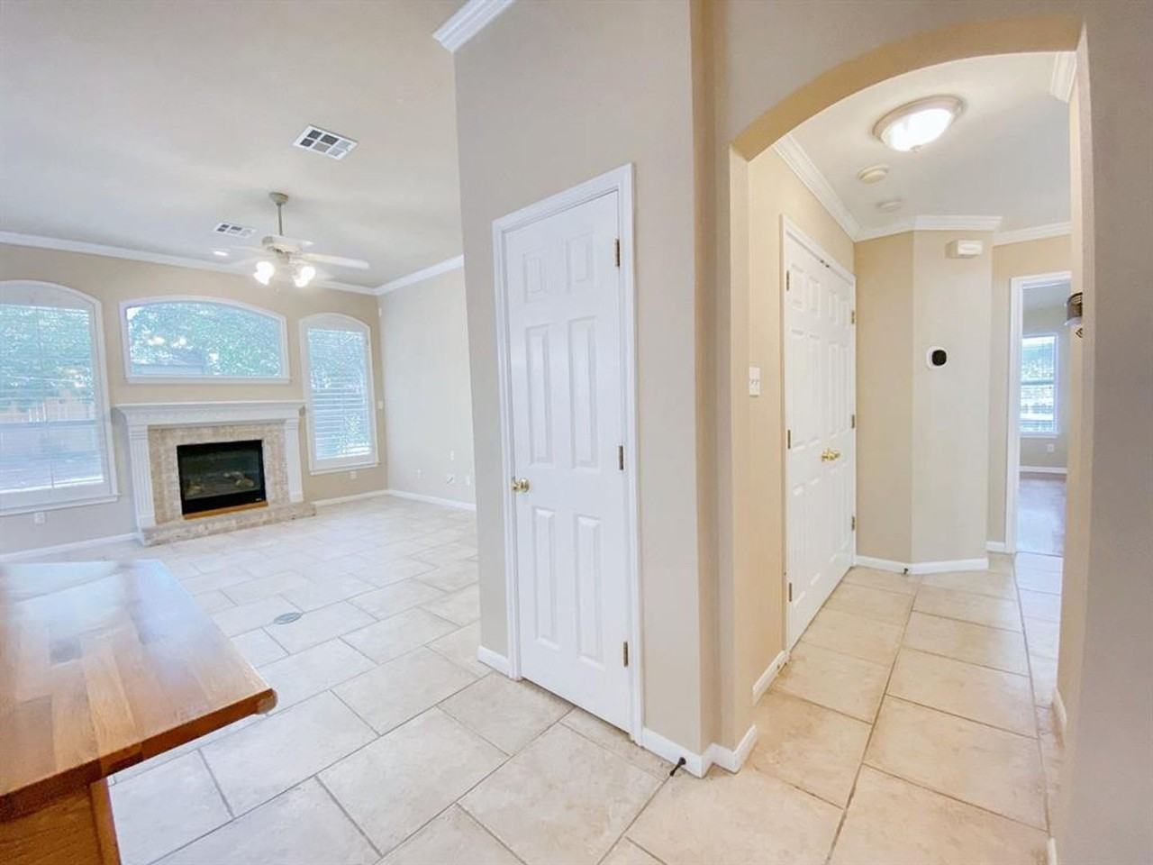 1904 Maize Bend Dr - Photo 4 of 30