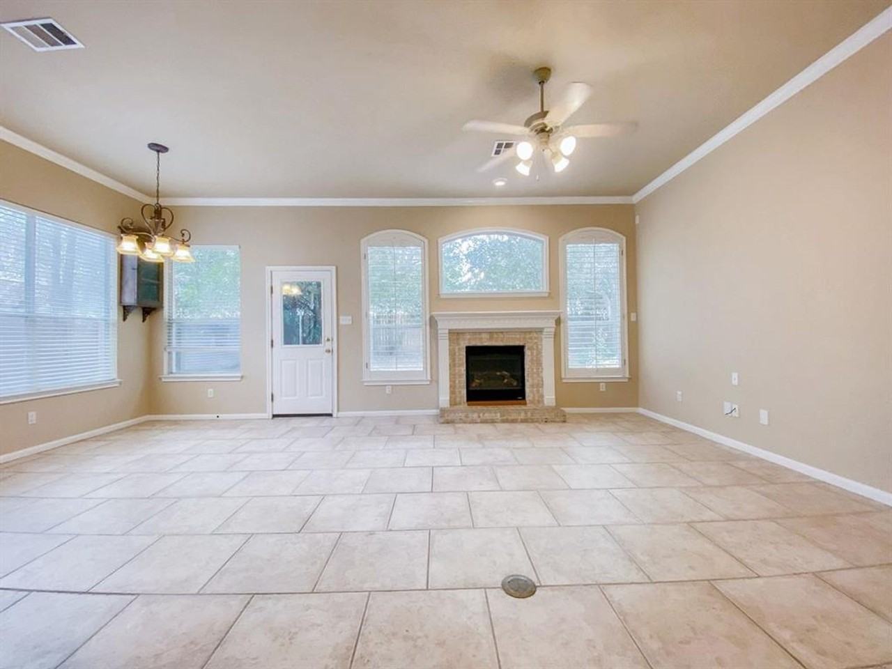 1904 Maize Bend Dr - Photo 6 of 30