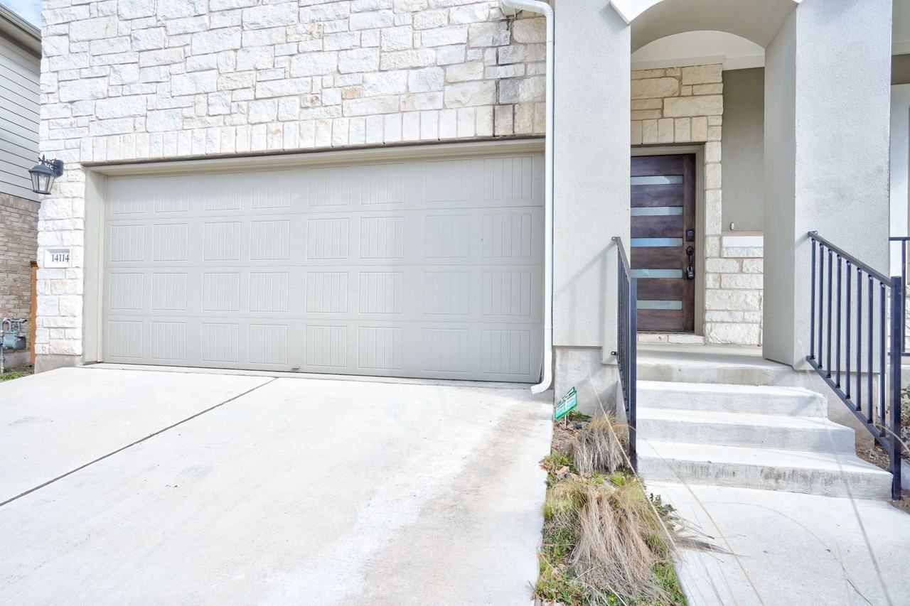 14114 Mccoy Loop - Photo 4 of 47