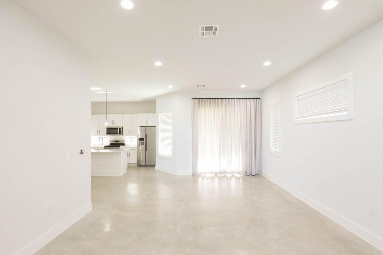 1309 Cometa St #1 - Photo 6 of 28