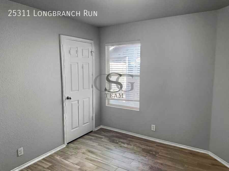 25311 Longbranch Run - Photo 5 of 13