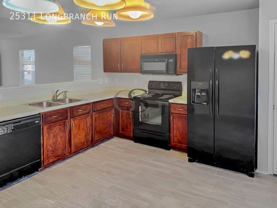 25311 Longbranch Run - Photo 7 of 13