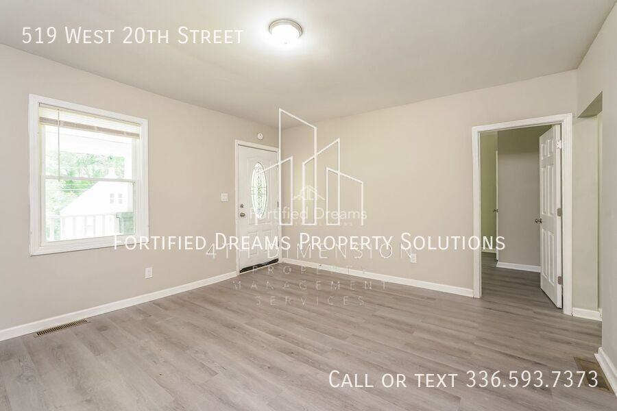 519 W 20th St - Photo 5 of 16