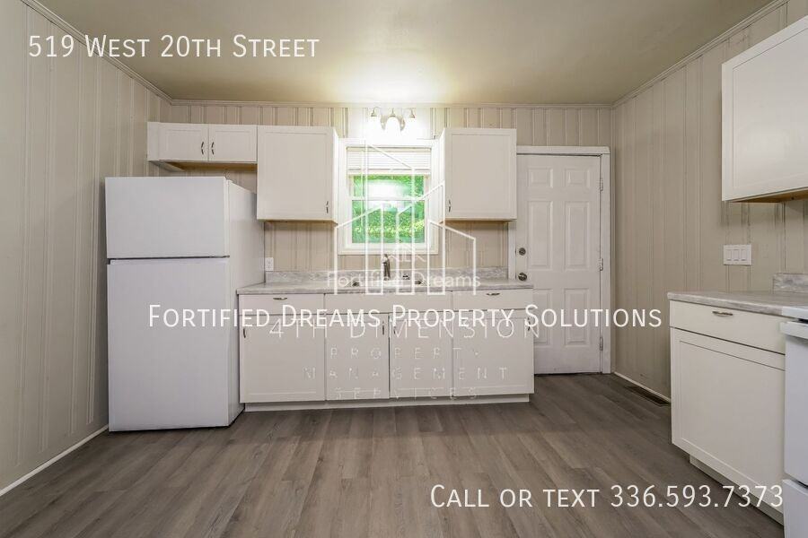 519 W 20th St - Photo 7 of 16