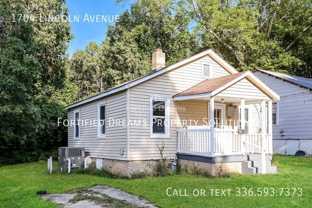 1704 Lincoln Ave - Photo 1 of 1