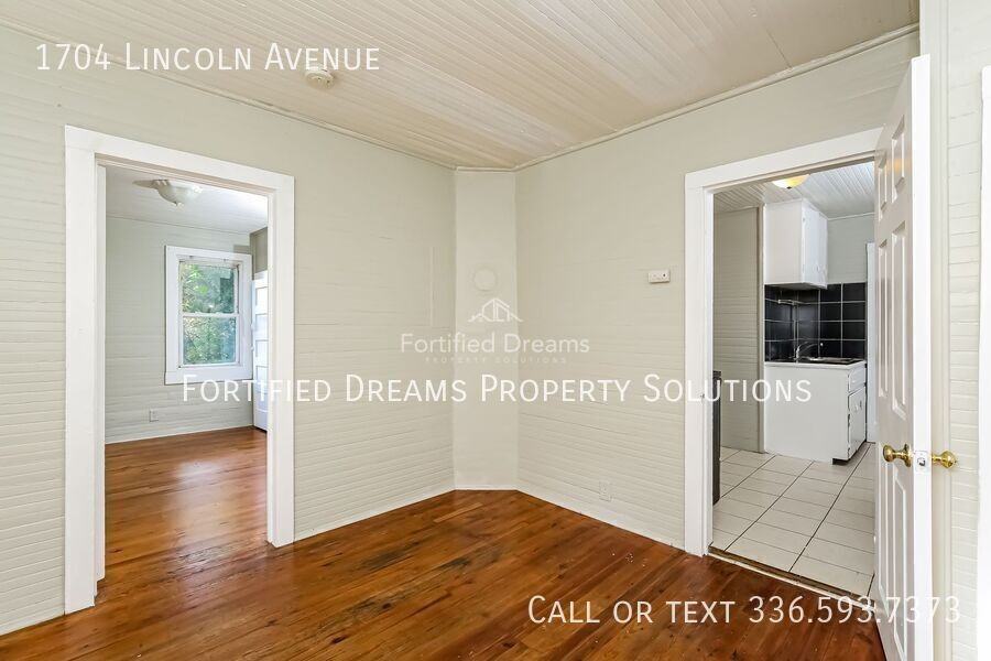 1704 Lincoln Ave - Photo 6 of 18