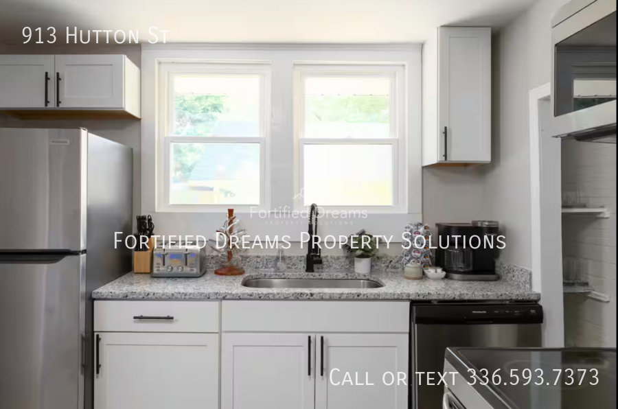 913 Hutton St - Photo 4 of 22