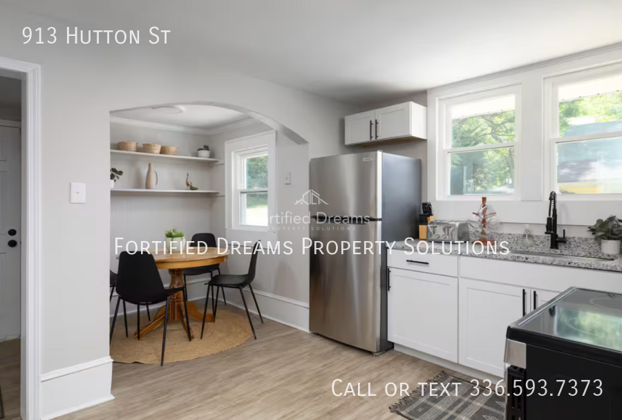 913 Hutton St - Photo 6 of 22