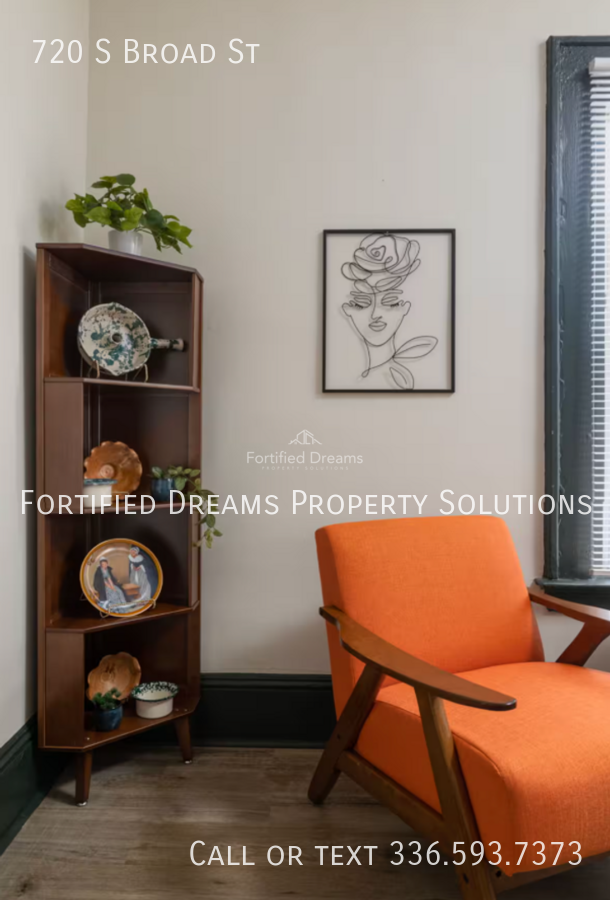 720 S Broad St - Photo 5 of 33