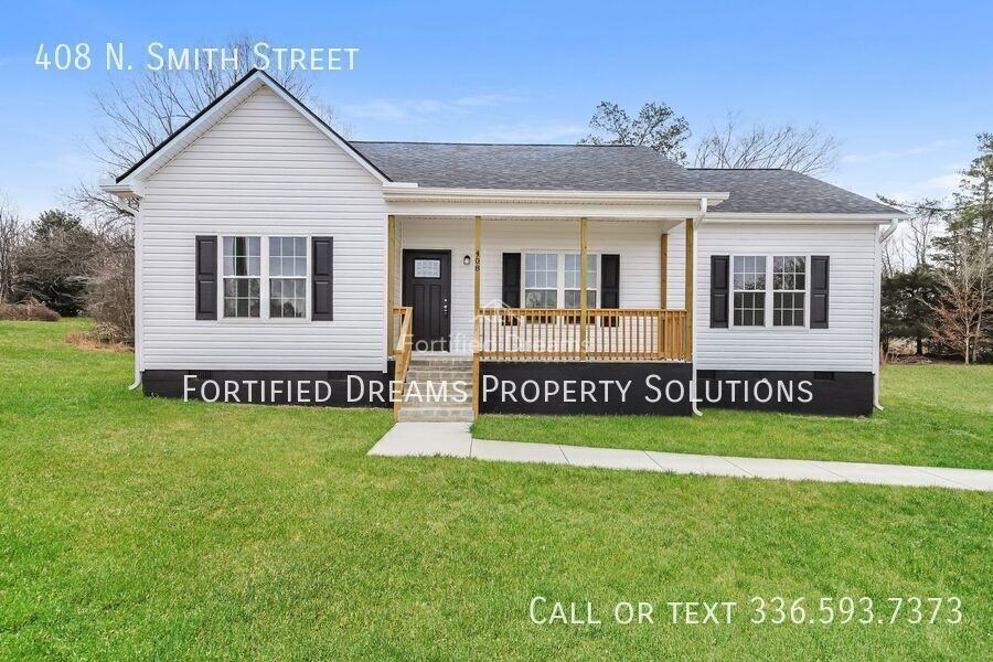 408 N Smith St - Photo 2 of 12