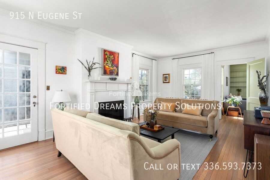 915 N Eugene St - Photo 5 of 42