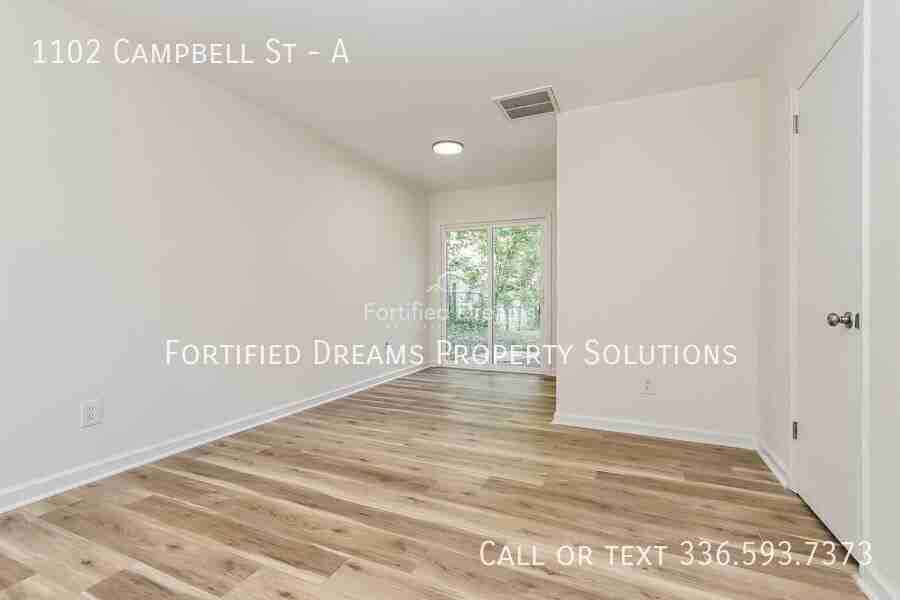 1102 Campbell St #A - Photo 4 of 50