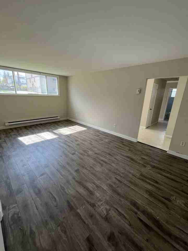 21 Verdun St #1 - Photo 4 of 10