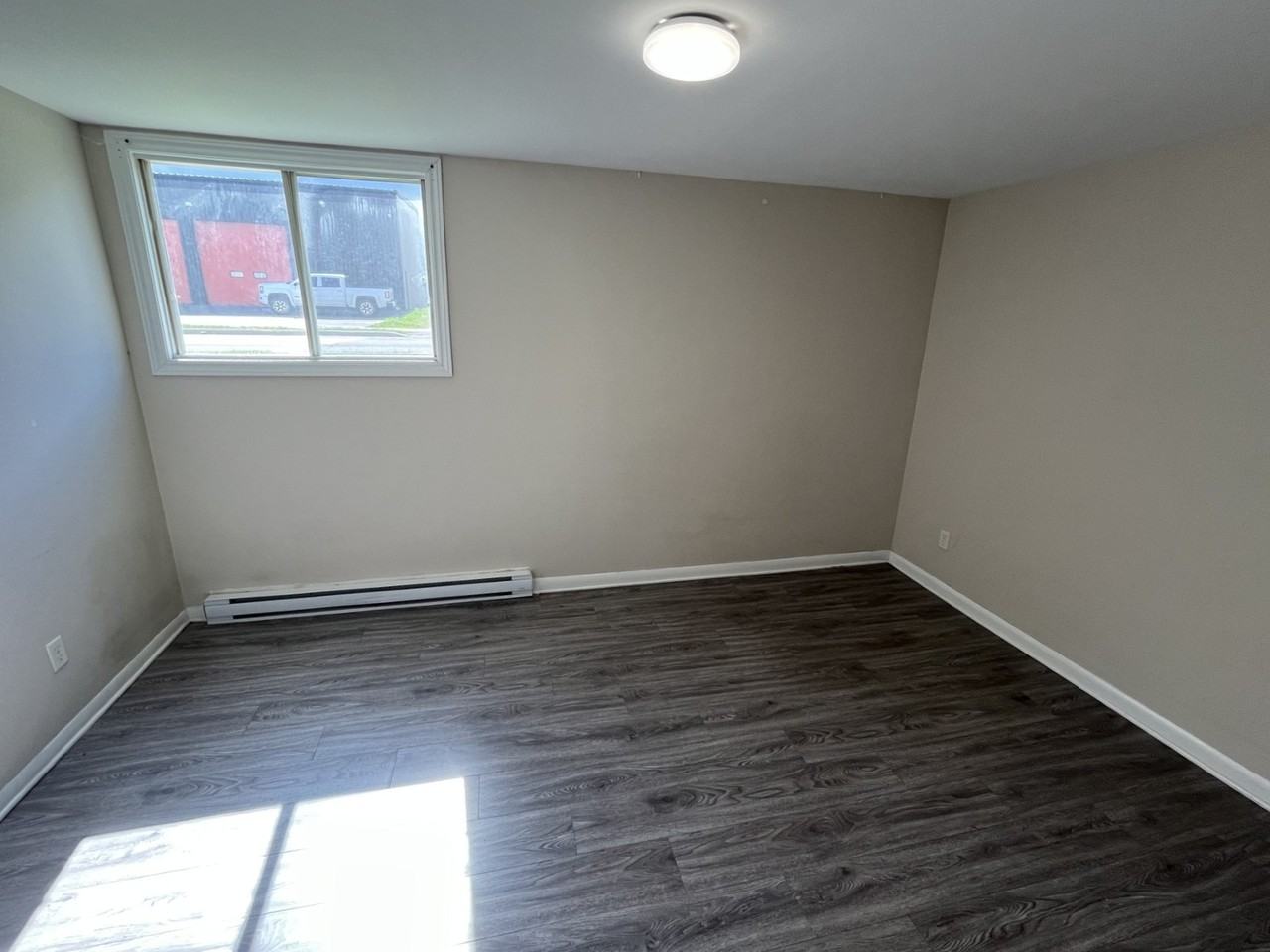21 Verdun St #1 - Photo 5 of 10