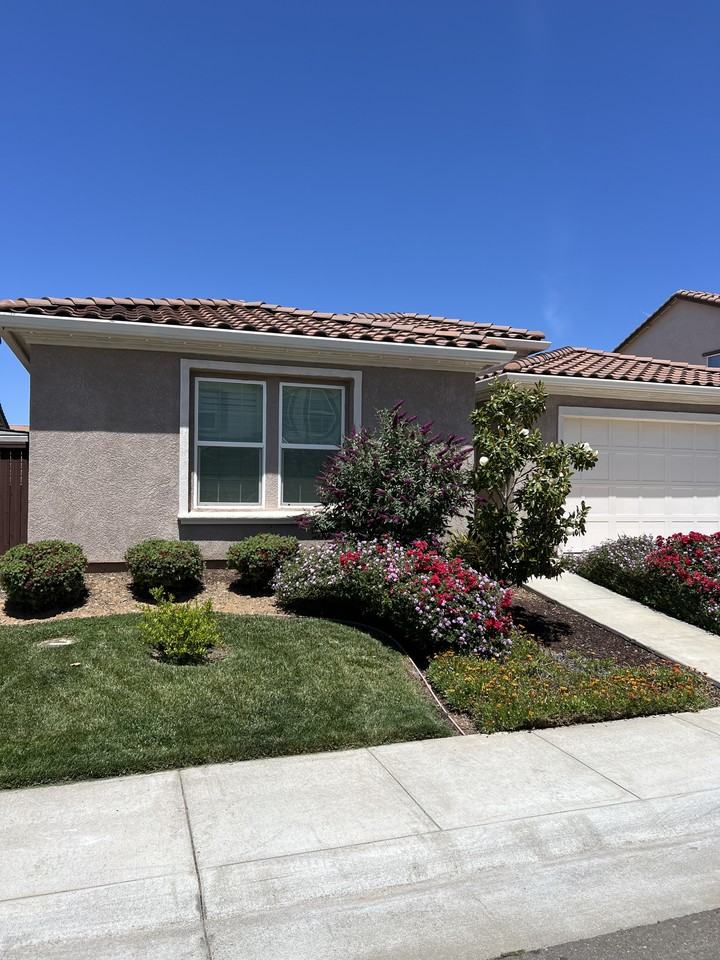 4436 Hummingbird Cir #1 - Photo 2 of 26