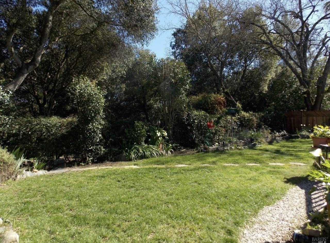 1564 Cunningham Way #NA - Photo 7 of 16