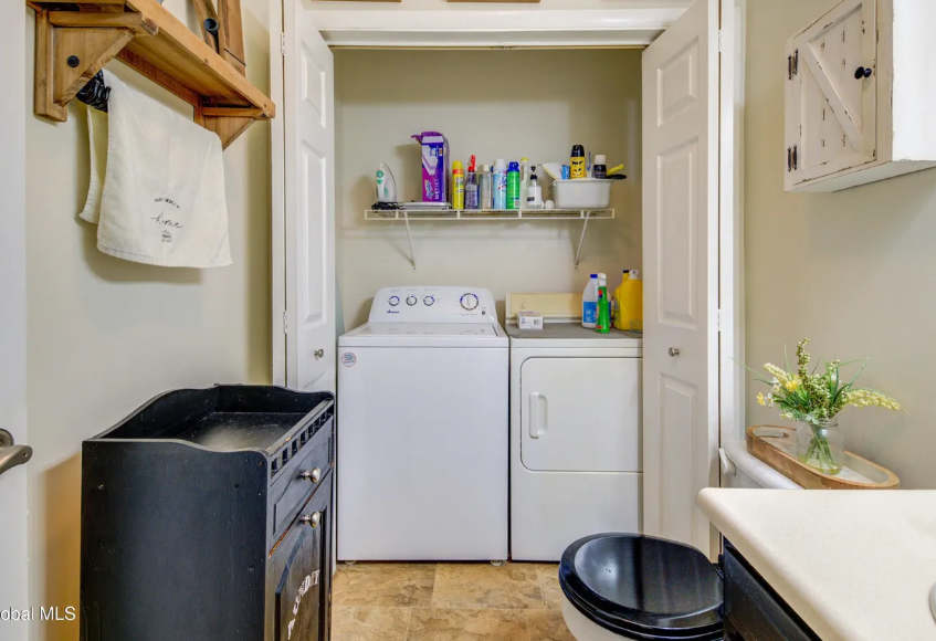32 Richmond St #2 - Photo 4 of 20