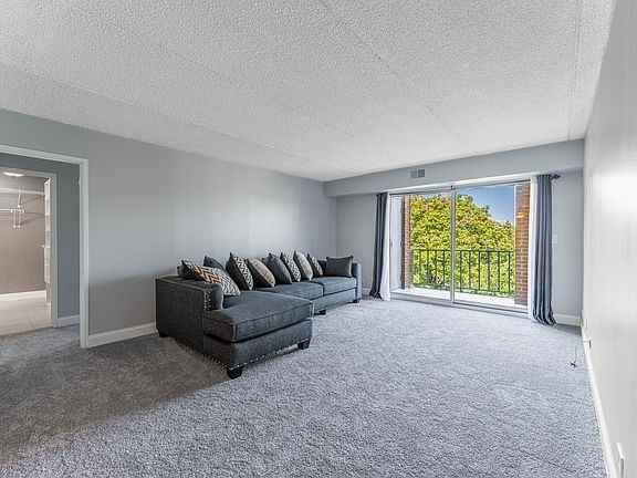 1450 Plymouth Ln #501 - Photo 5 of 14