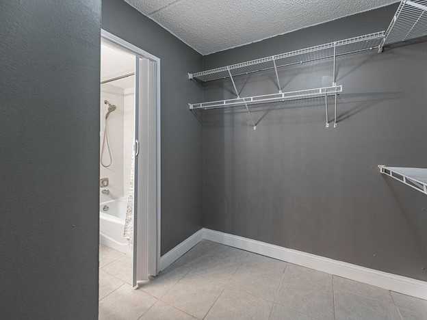 1450 Plymouth Ln #501 - Photo 6 of 14