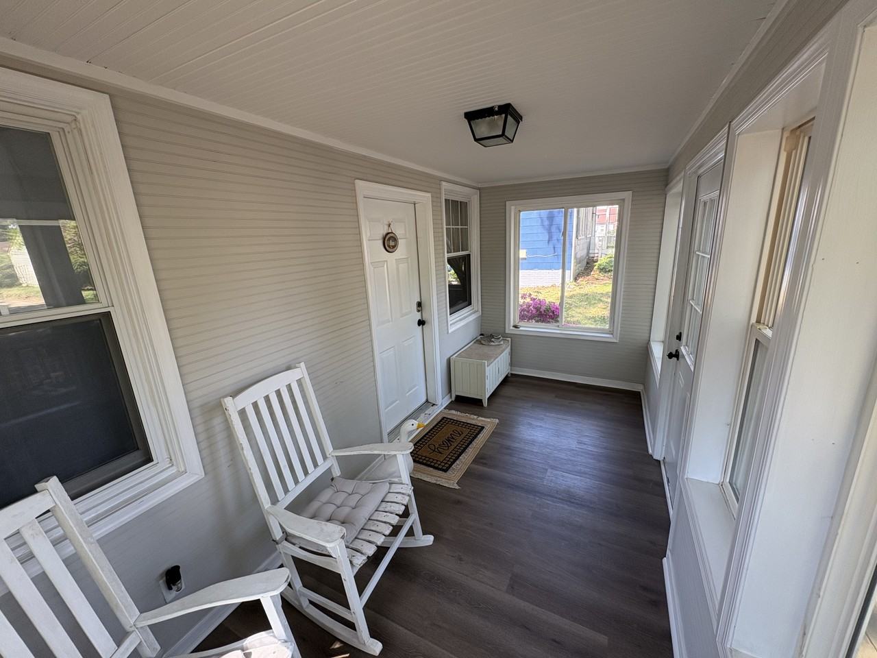 233 Pine Ave #NA - Photo 3 of 23