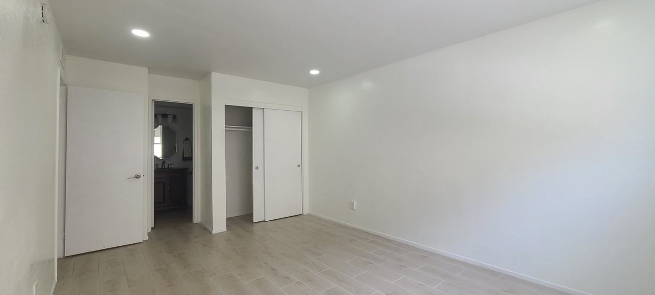 5041 Dunbar Dr #G - Photo 6 of 12
