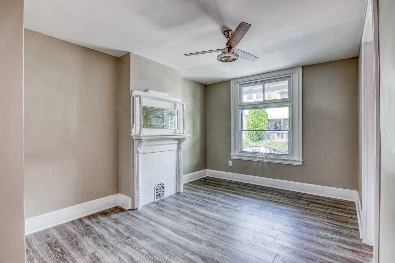 4834 Olive St #1 - Photo 5 of 29