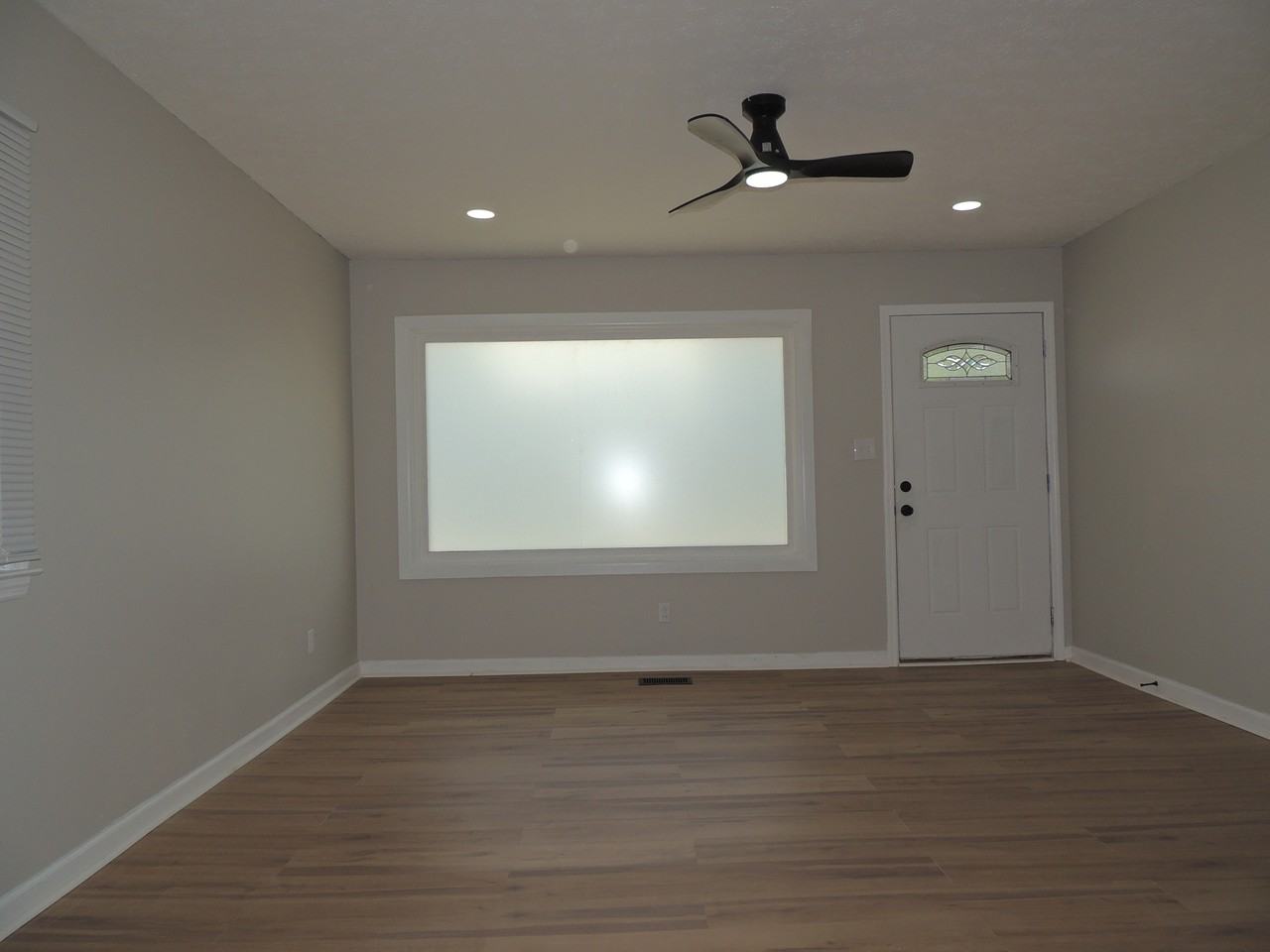 5200 Mawood St #1 - Photo 5 of 10