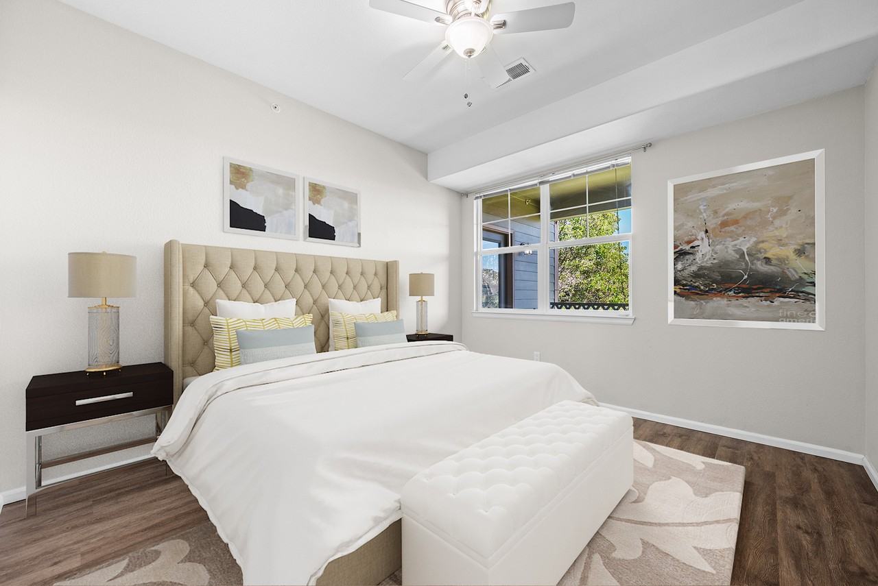 9633 E 5TH AVE - SELECT - Photo 4 of 32