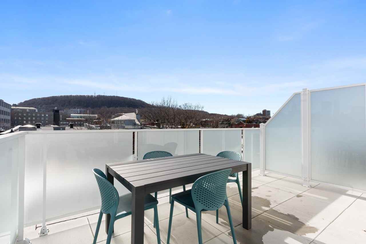 3882 Boul Saint-Laurent - Photo 2 of 8