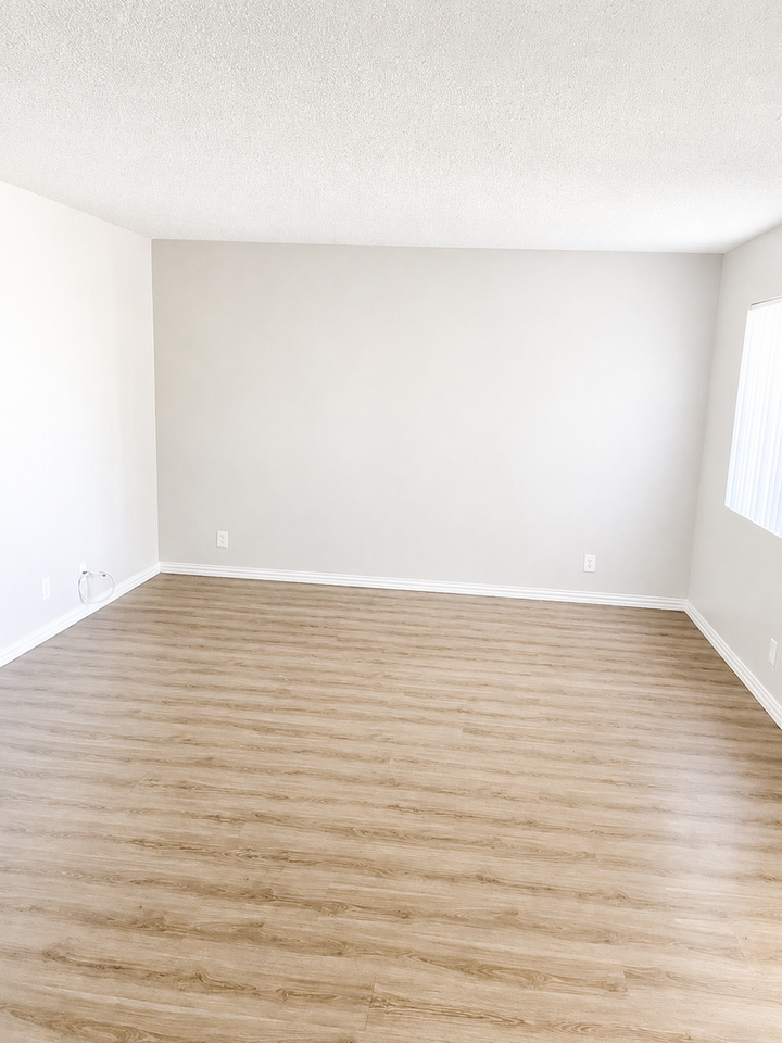 16350 Pebble Beach Dr - Photo 5 of 35