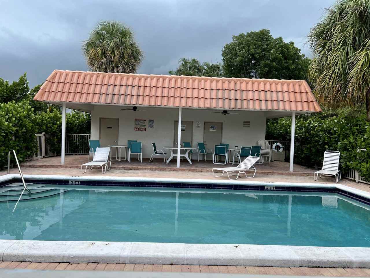 1251 S Federal Hwy #1 - Photo 5 of 10