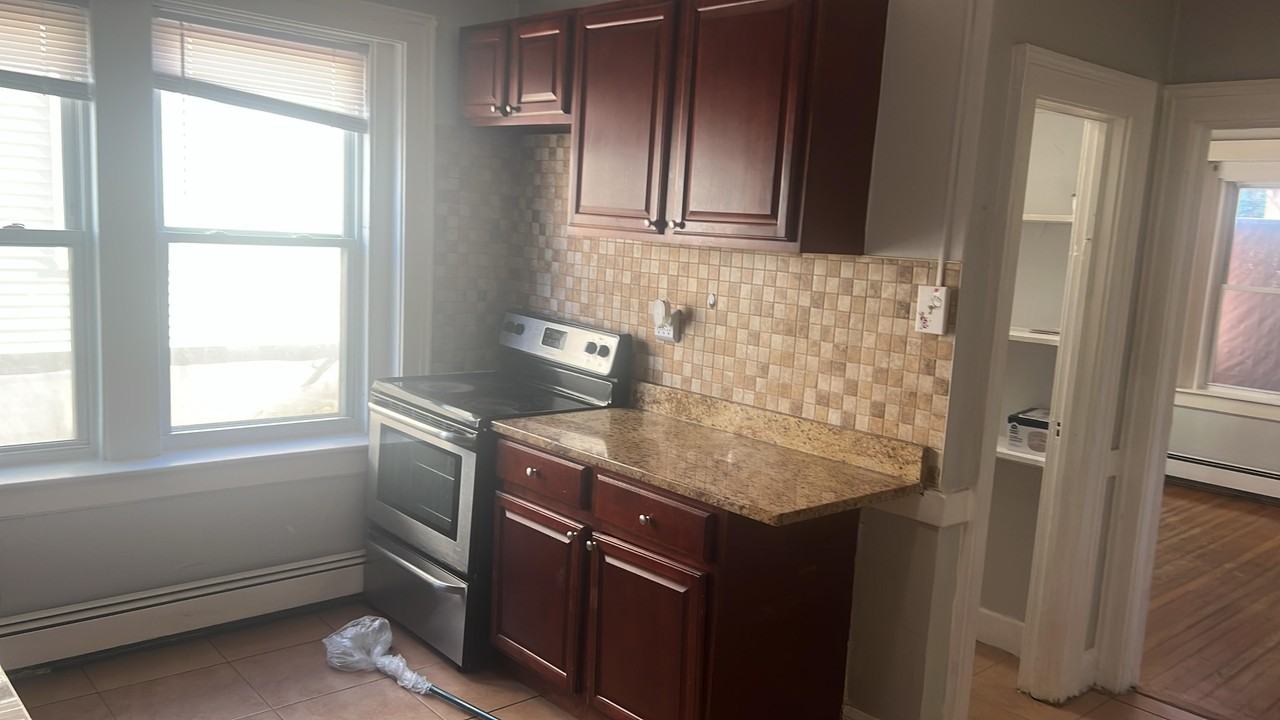40 Dewey Street - Photo 6 of 6
